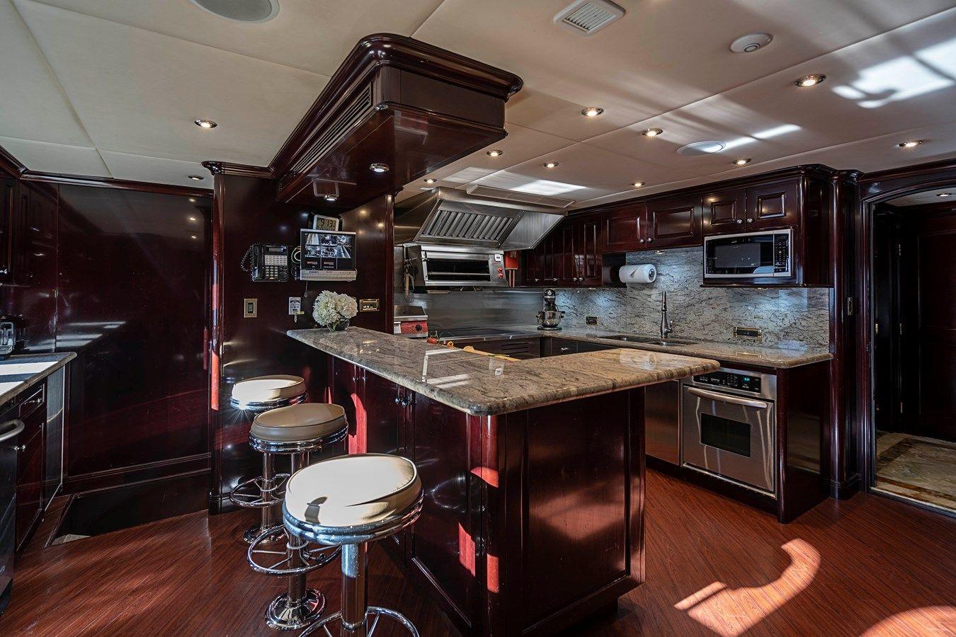 Купить MISS CHRISTINE Tri-Deck MY