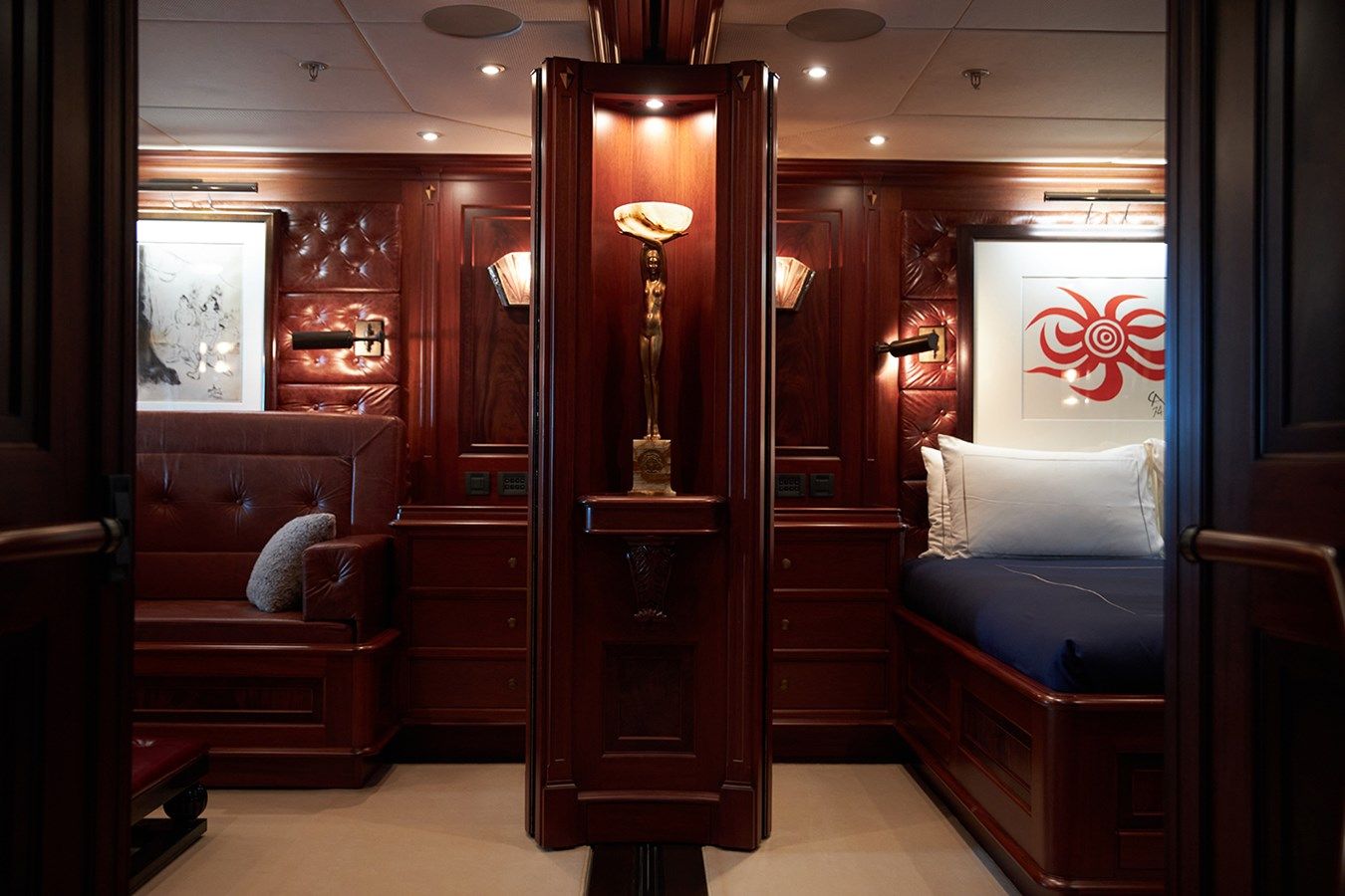 Купить TIARA II 2004