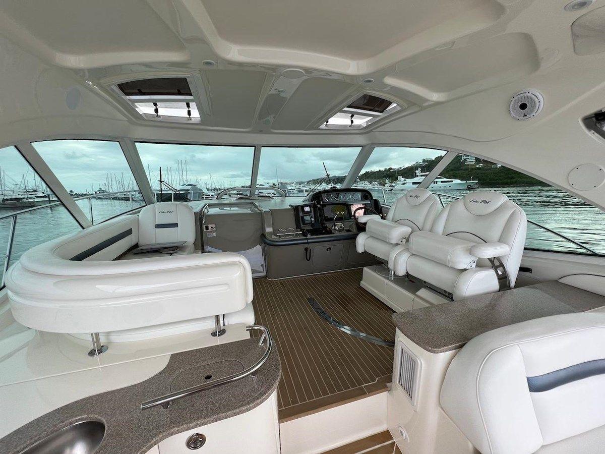 Buy a Sea Ray - SEA RAY at Shestakov Yacht Sales