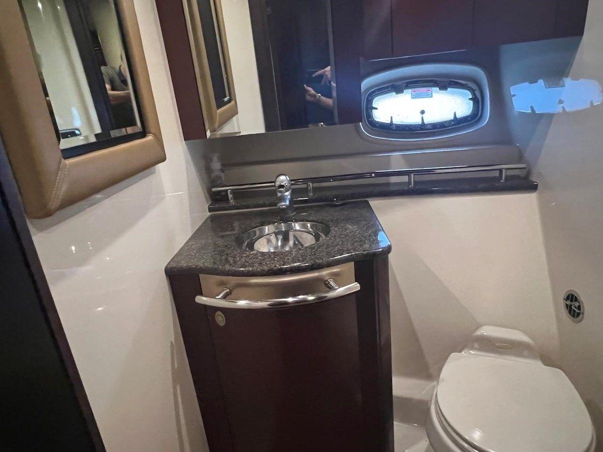 Buy a yacht Sea Ray 48 Sundancer