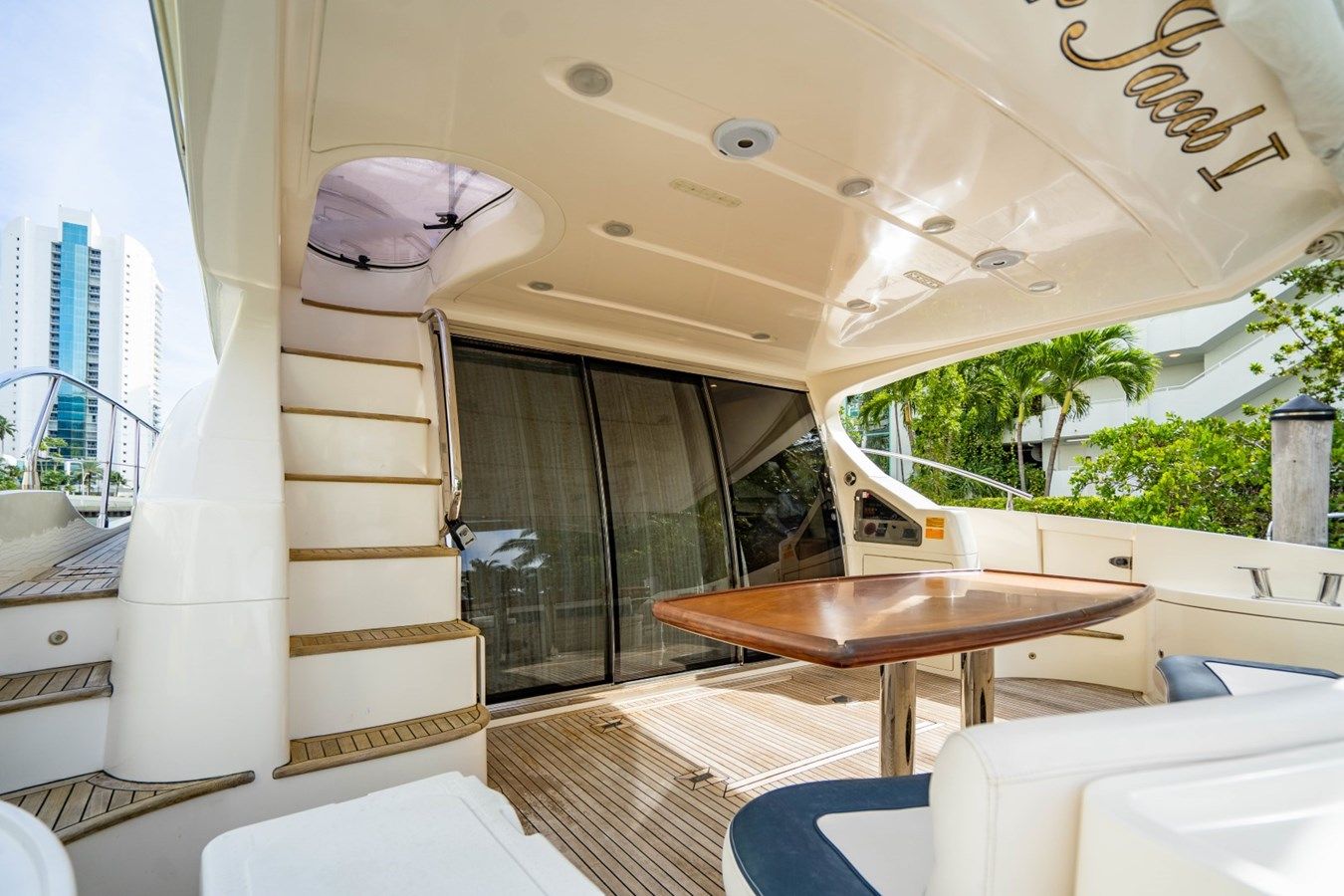 the best price on SIR JACOB II 62