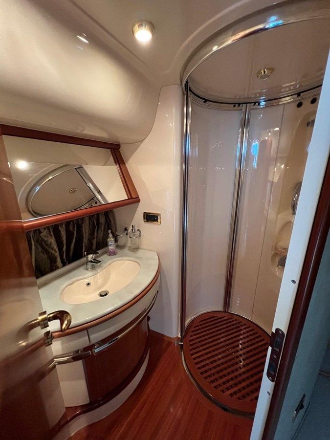 Buy a SIR JACOB II 62E at Shestakov Yacht Sales