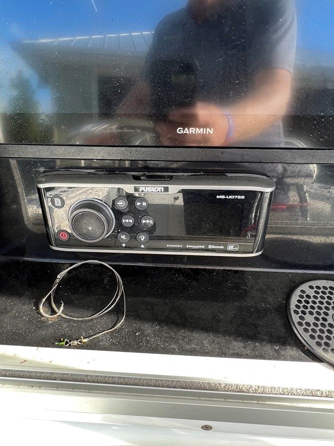 Buy a yacht 32 Yellowfin - YELLOWFIN