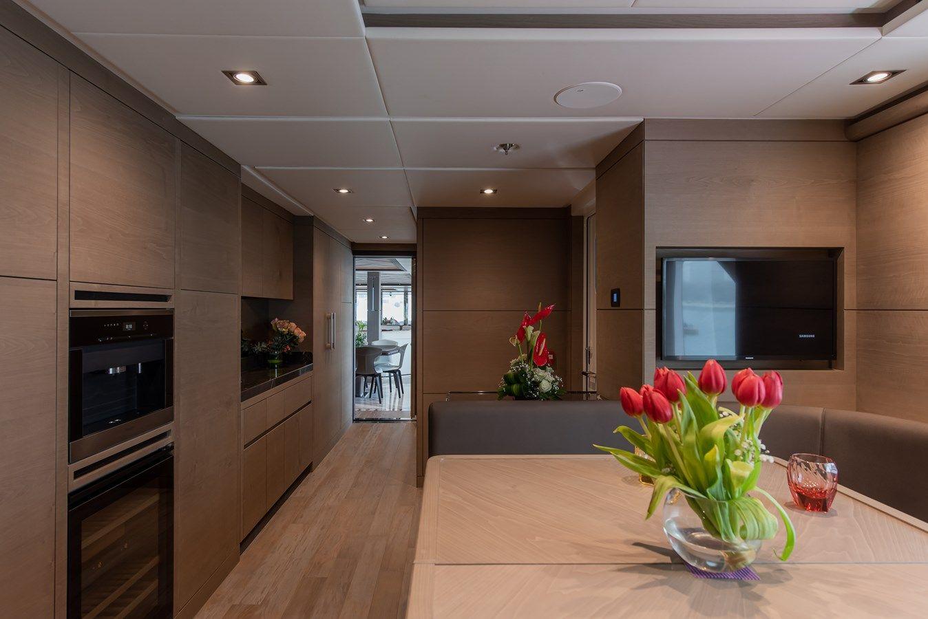 MAJESTY 175 - Majesty Yachts