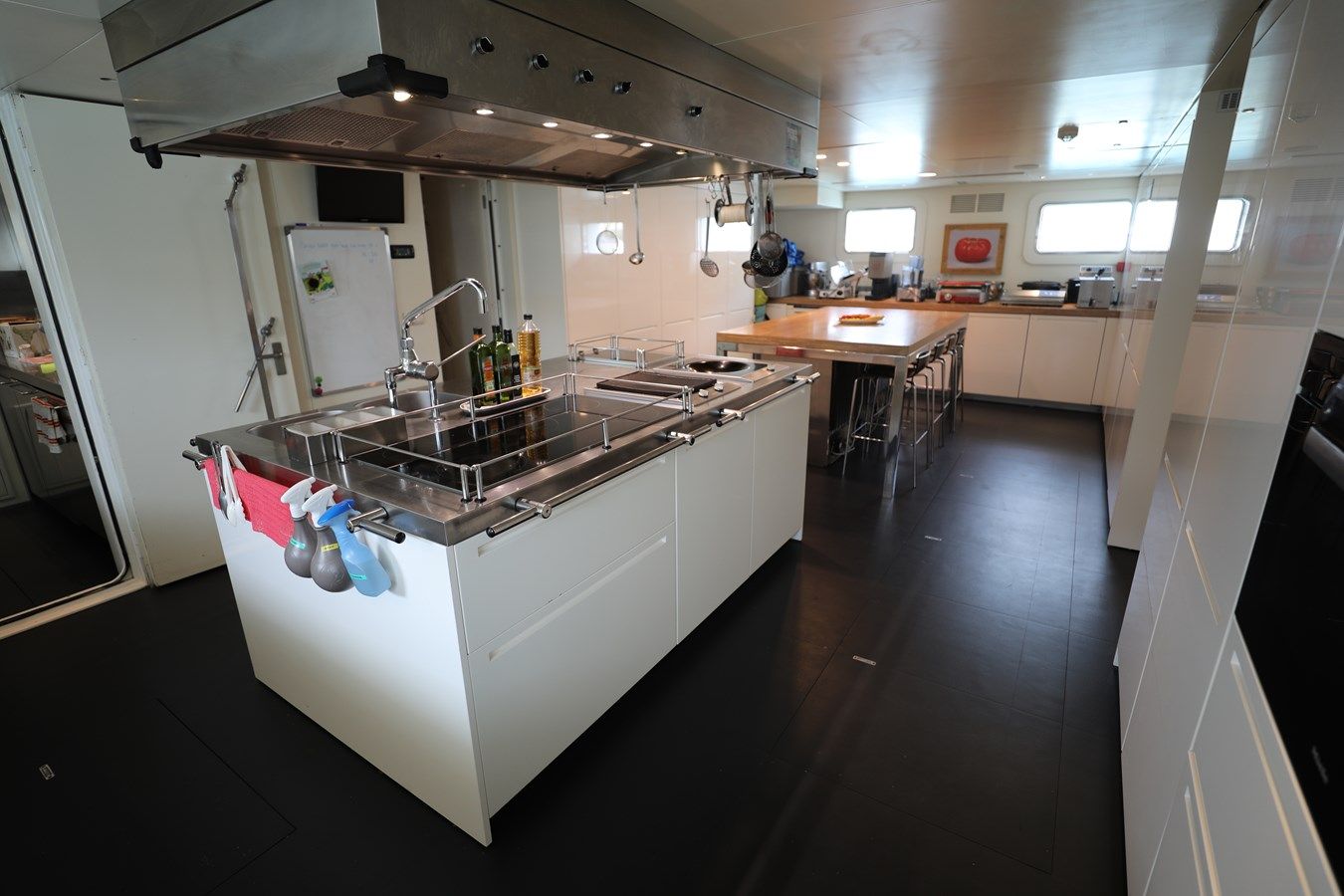 Купить яхту TRIBU 2007 в Shestakov Yacht Sales