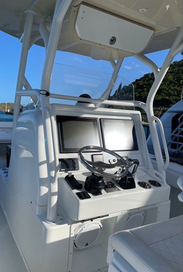 Buy a yacht Done Deal 2015