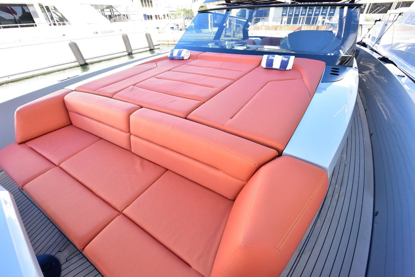 No Name - VANQUISH YACHTS