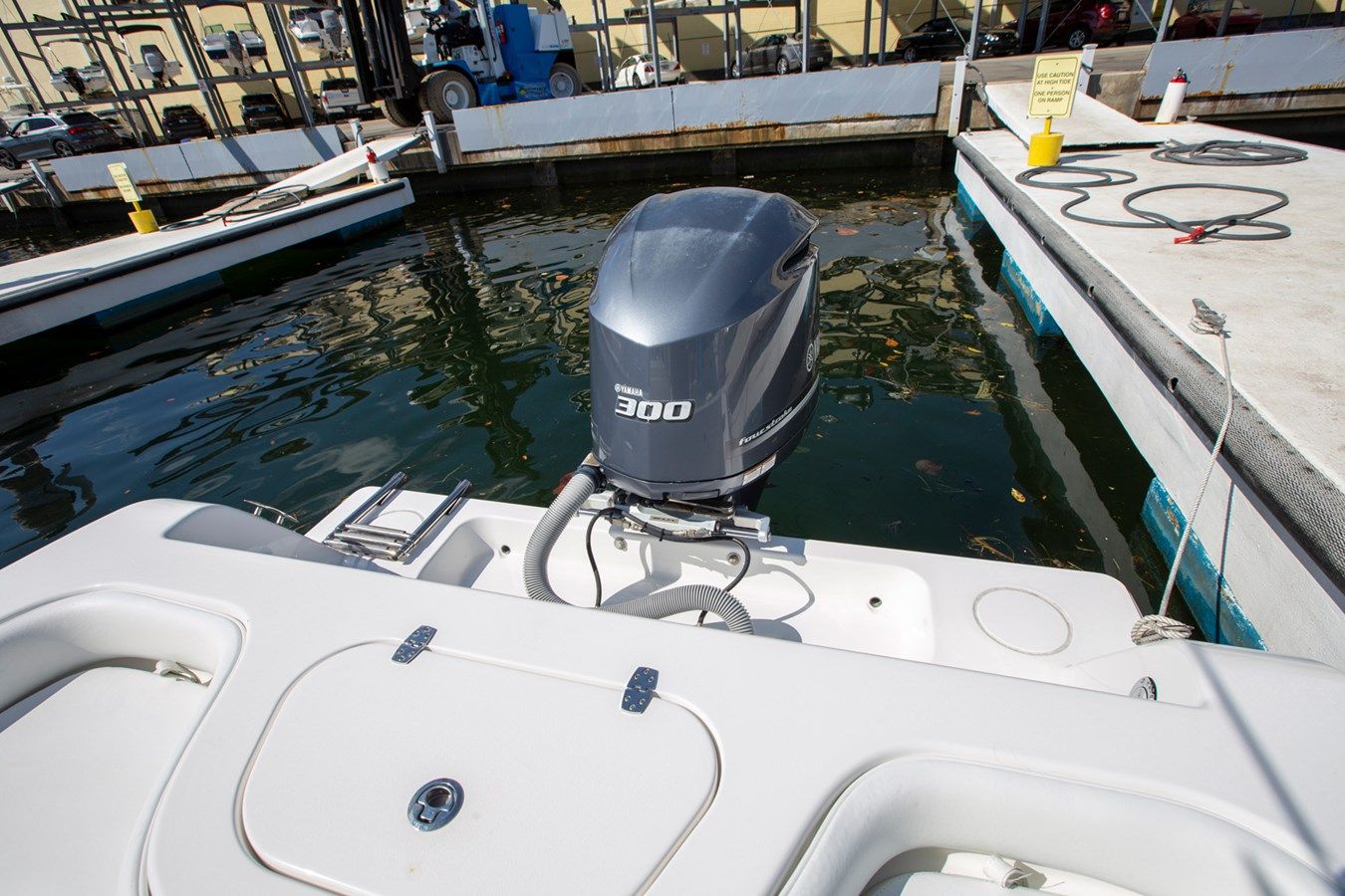 Купить яхту 24 Contender Sport в Shestakov Yacht Sales