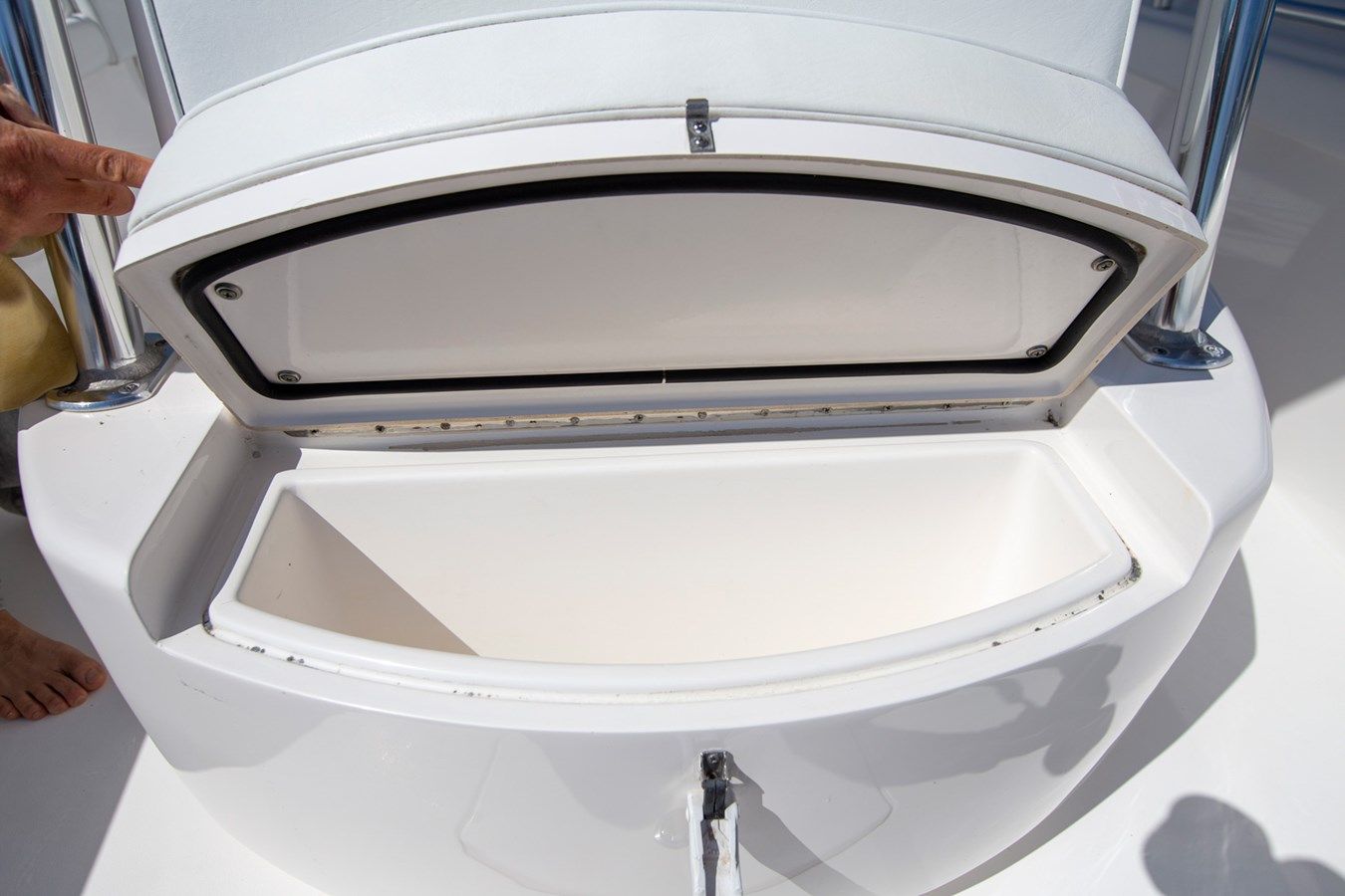 Лучшая цена на 24 Contender Sport 24