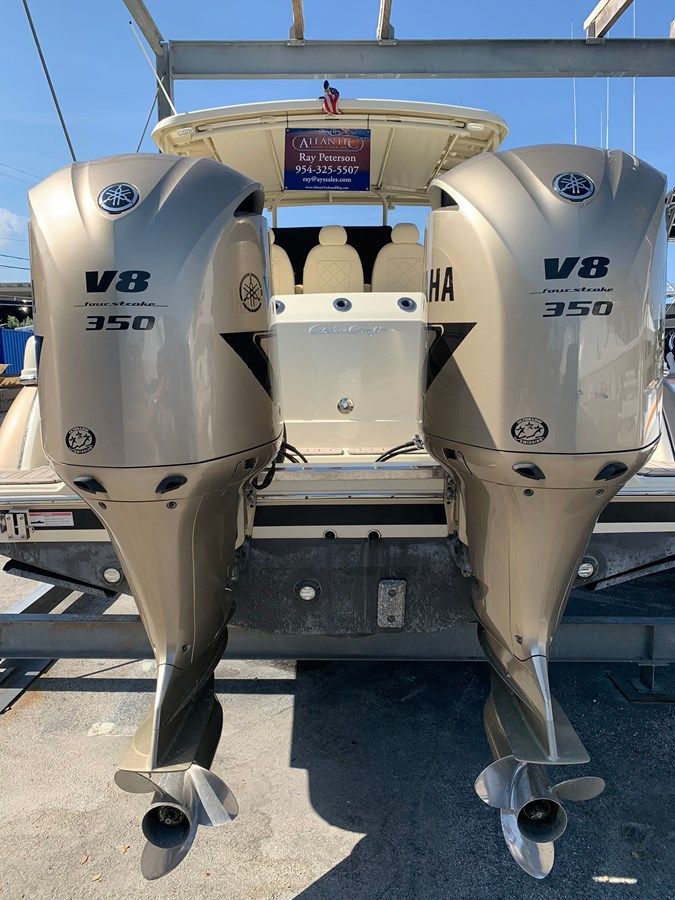 the best price on 34 Catalina 2017