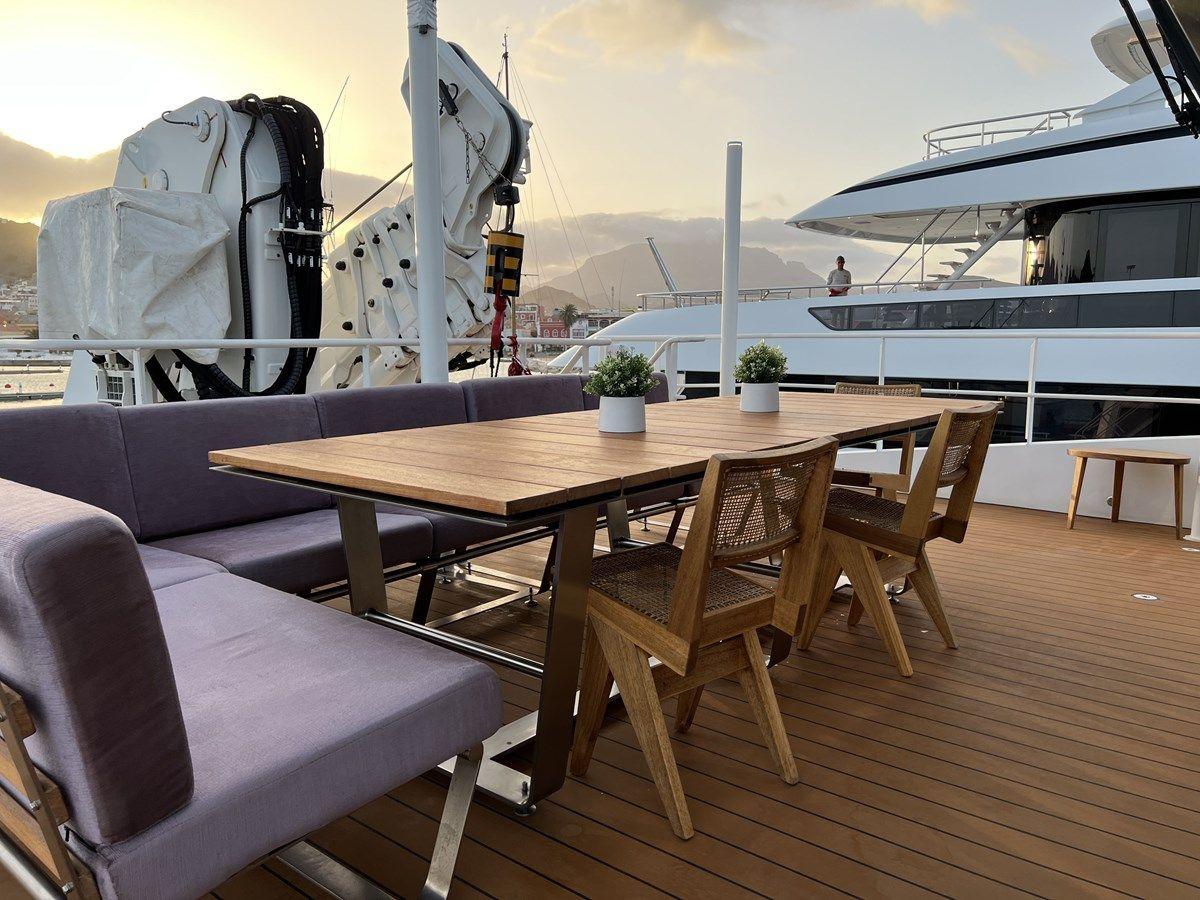 Buy a yacht BAD COMPANY SUPPORT - Damen Yachting