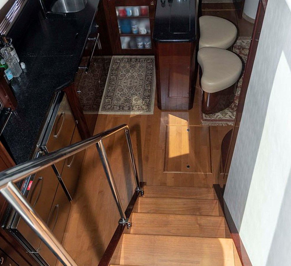 AT'S AHMIBOTE V 580 Sundancer price