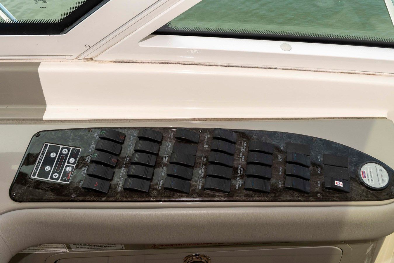 AT'S AHMIBOTE V - SEA RAY price