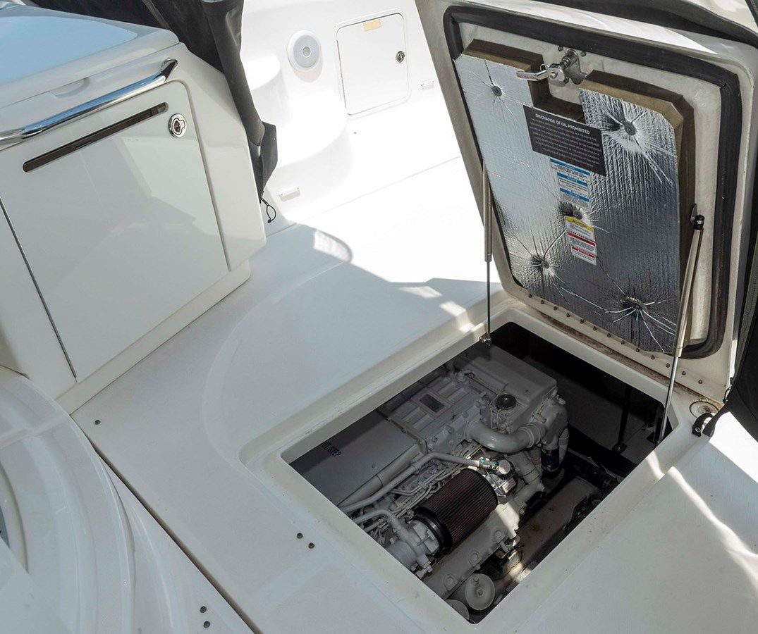 Buy a yacht AT'S AHMIBOTE V 60