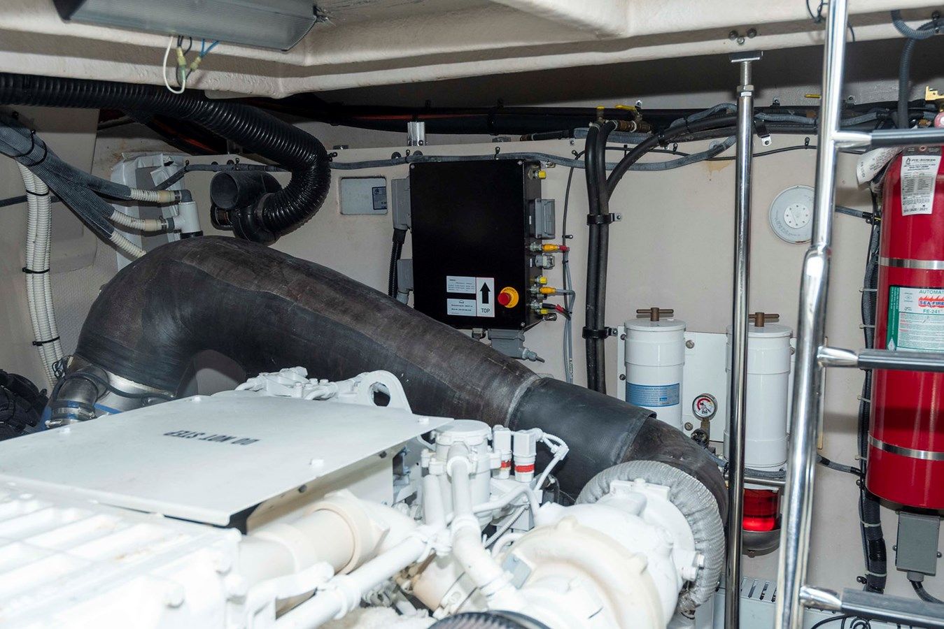 AT'S AHMIBOTE V - SEA RAY