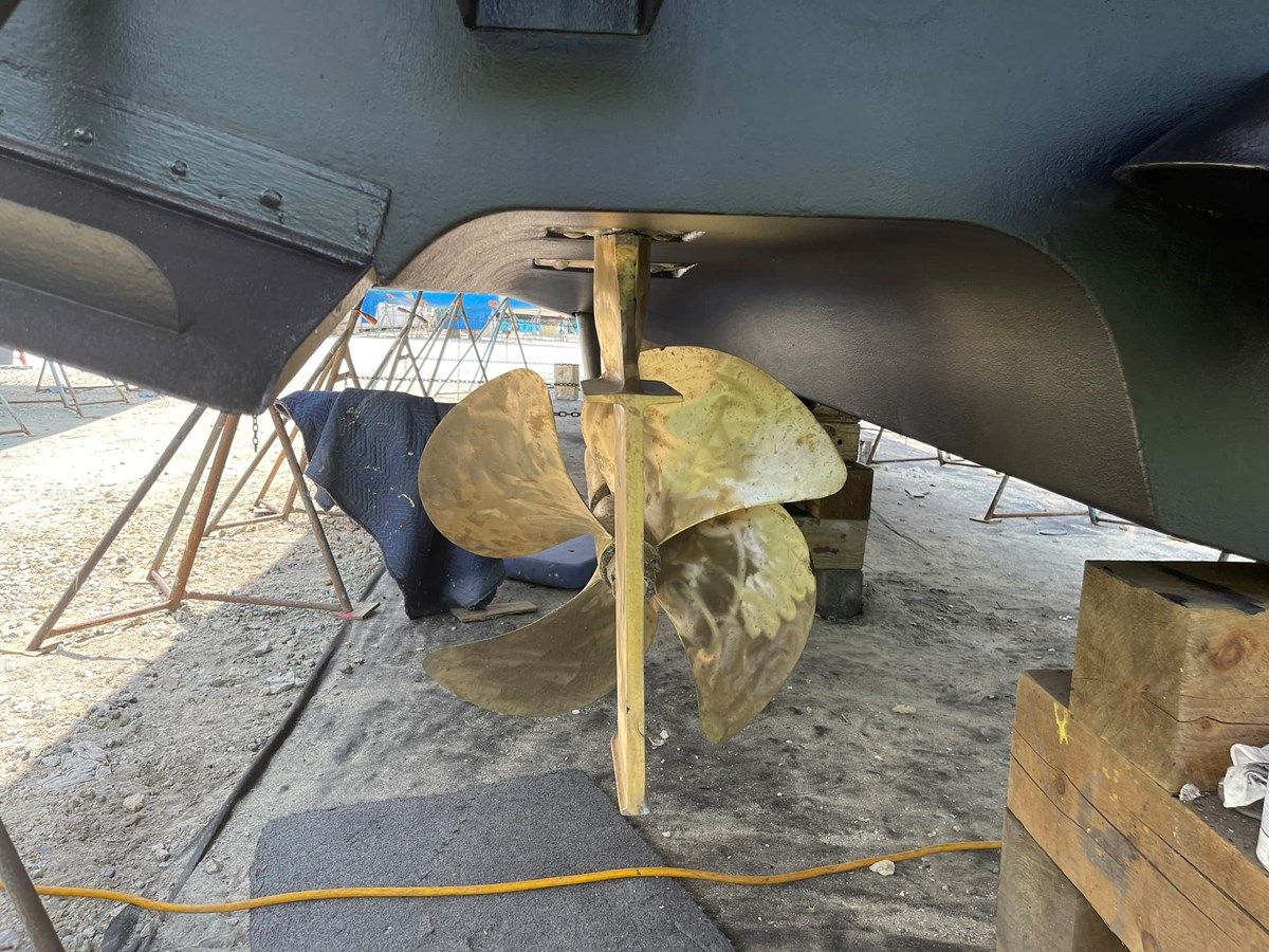 best yacht sales deals AT'S AHMIBOTE V 60