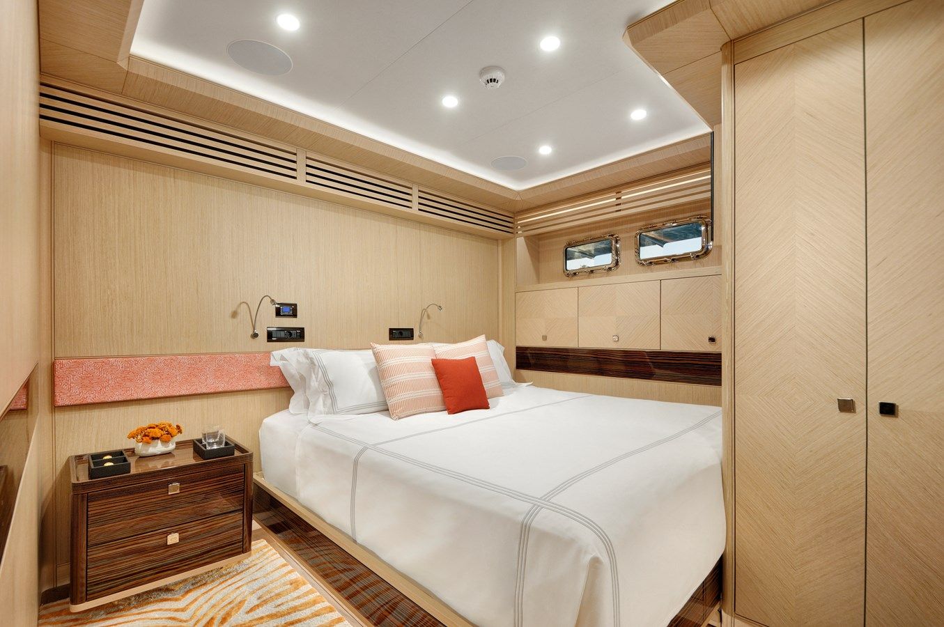 Buy a yacht That's Amore 140