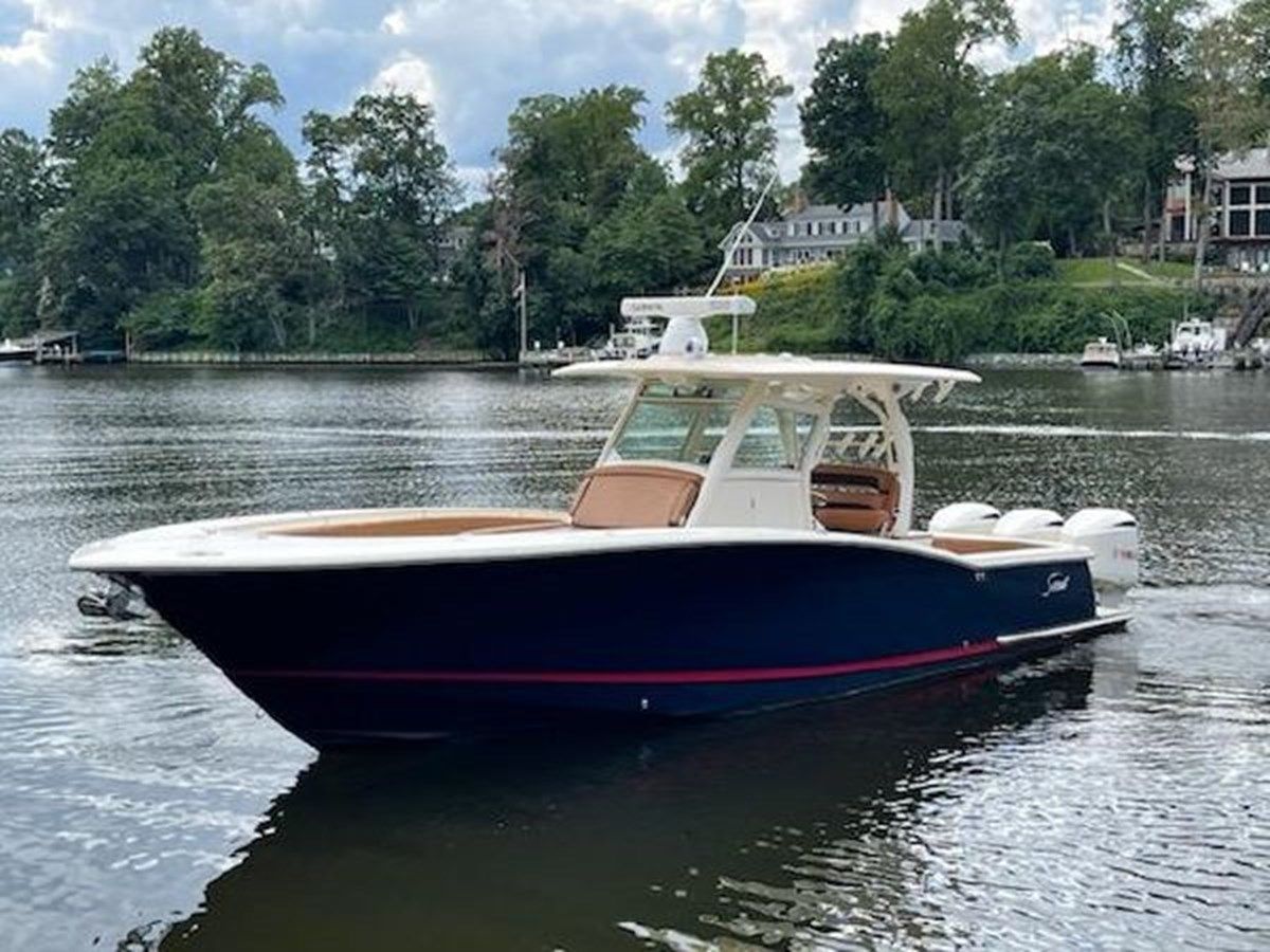 the best price on No Name 2016