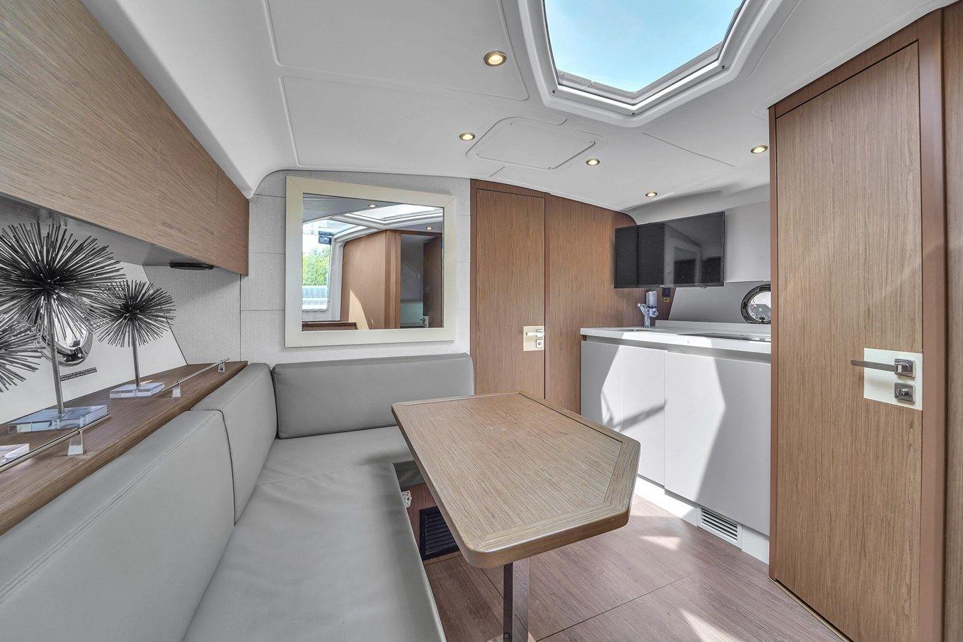 2019 40' BENETEAU GRAN TURISMO