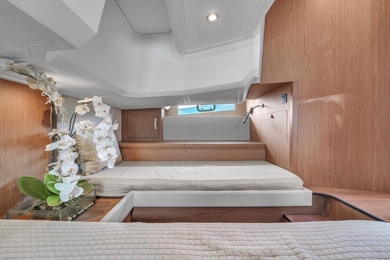 the best price on 2019 40' BENETEAU GRAN TURISMO 2019