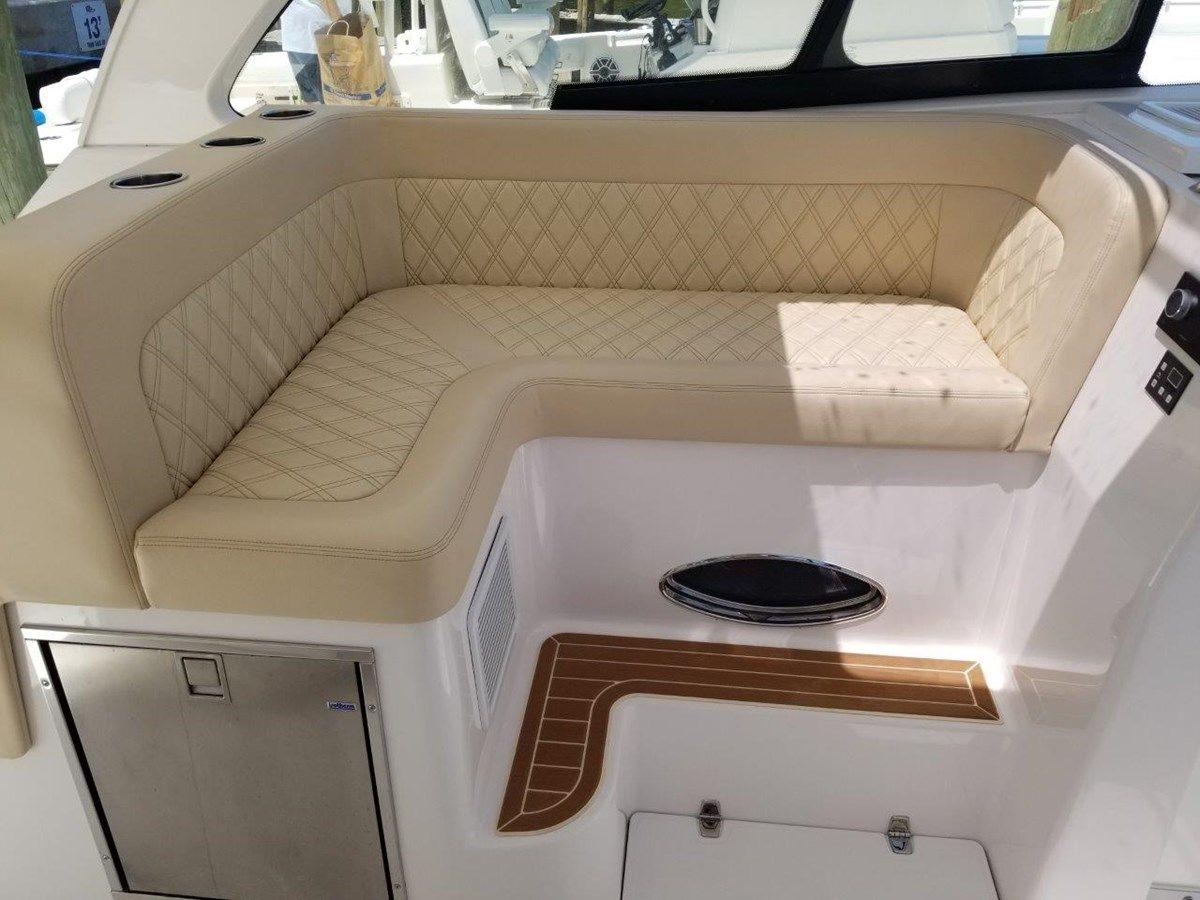the best price on Nauti Nole 2021