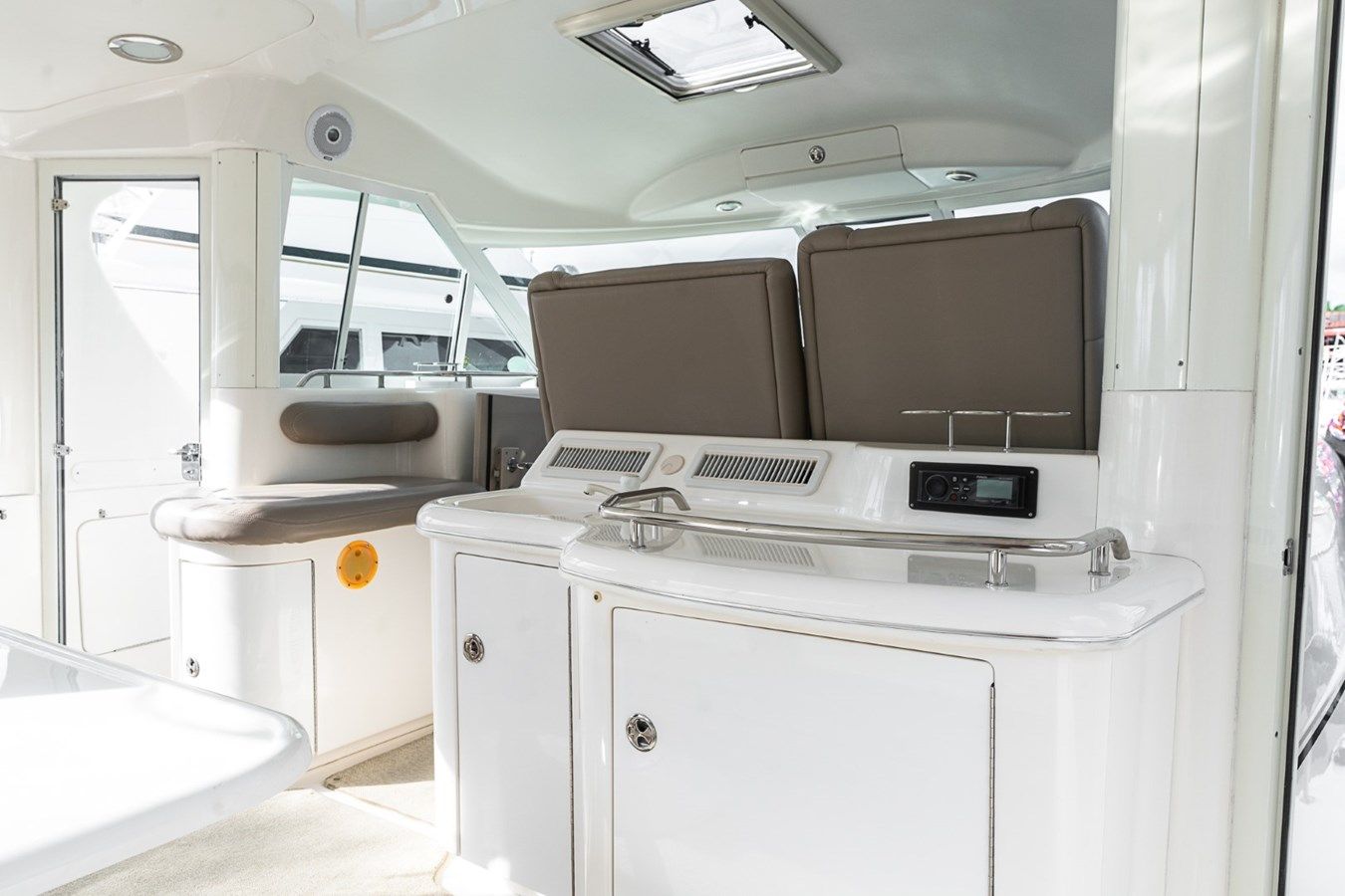 the best price on RED FOX 48