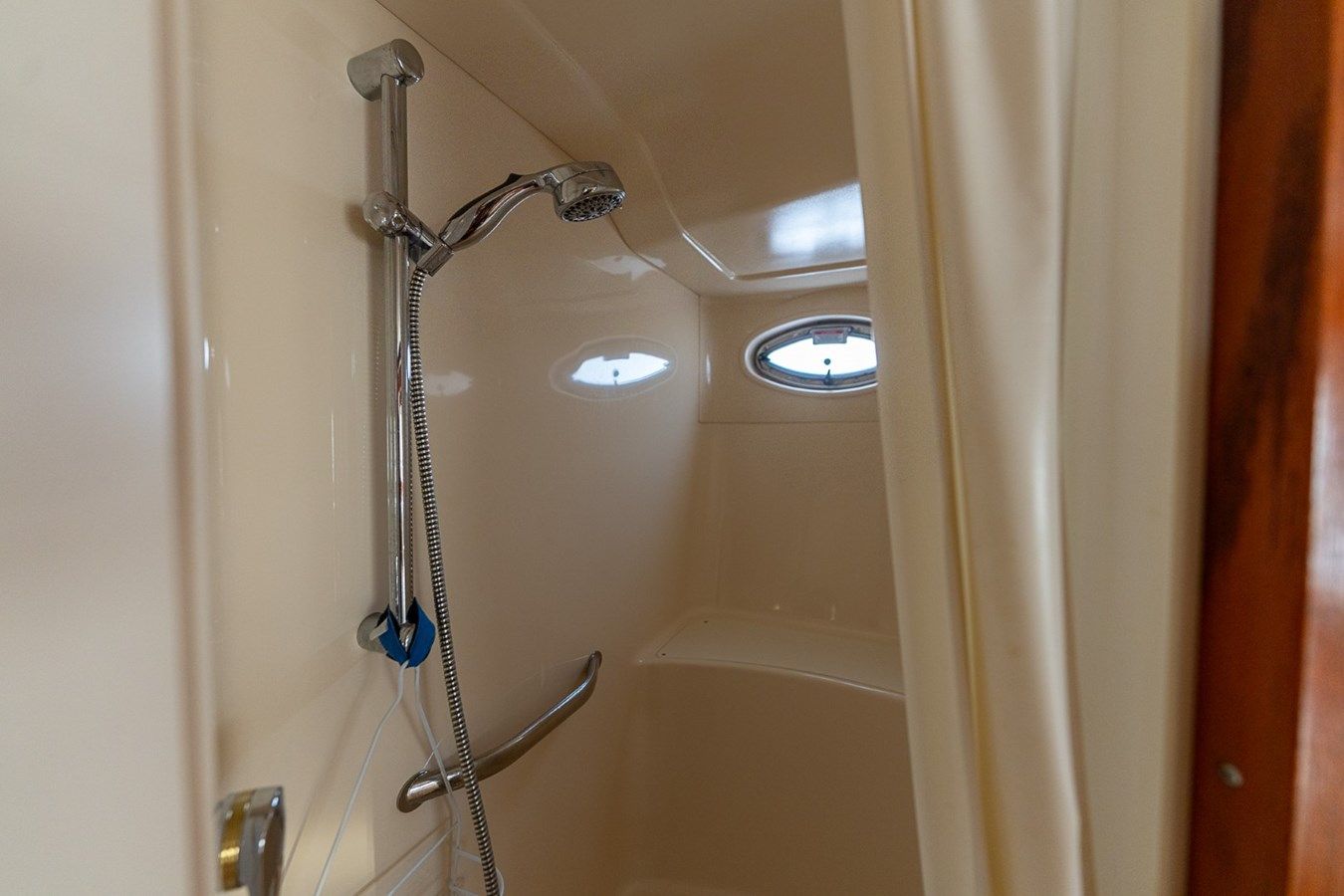 the best price on RED FOX - SEA RAY