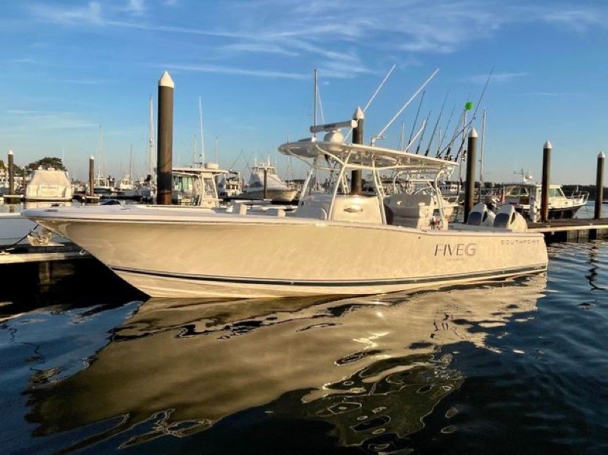 best yacht sales deals 2018 Southport 33 FE - SOUTHPORT