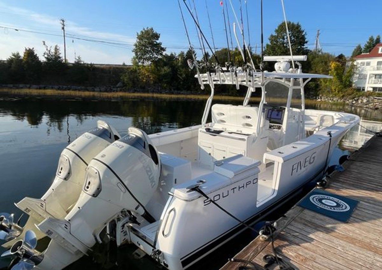 the best price on 2018 Southport 33 FE 33