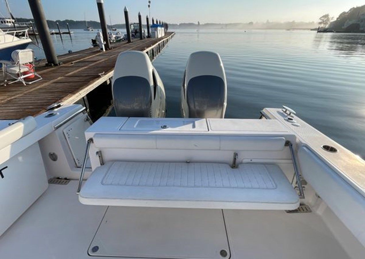 best yacht sales deals 2018 Southport 33 FE 33