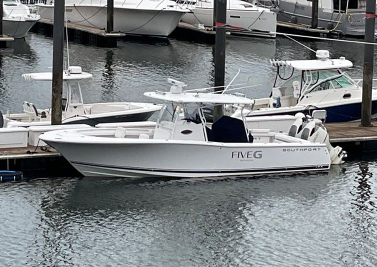 the best price on 2018 Southport 33 FE 33