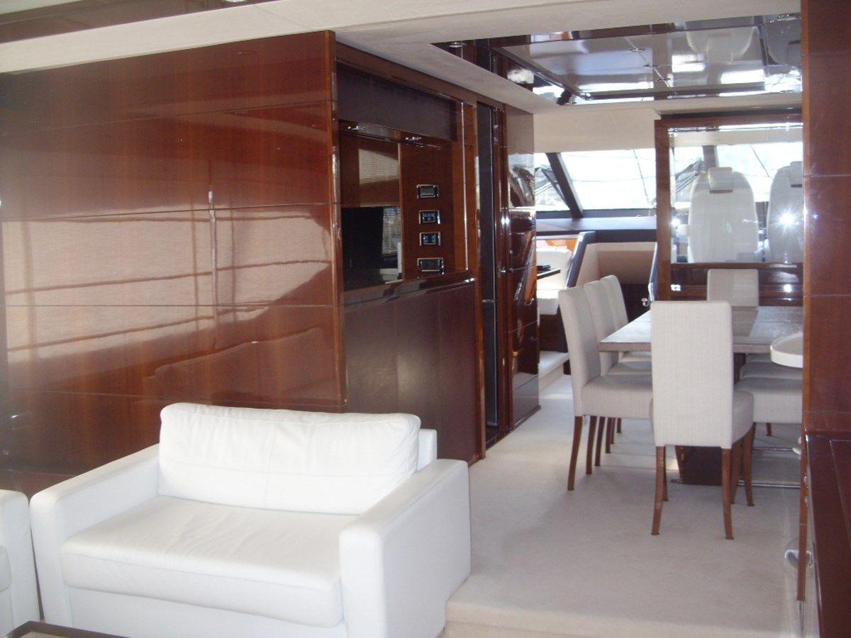 Buy a WATCHIT 2010 at Shestakov Yacht Sales