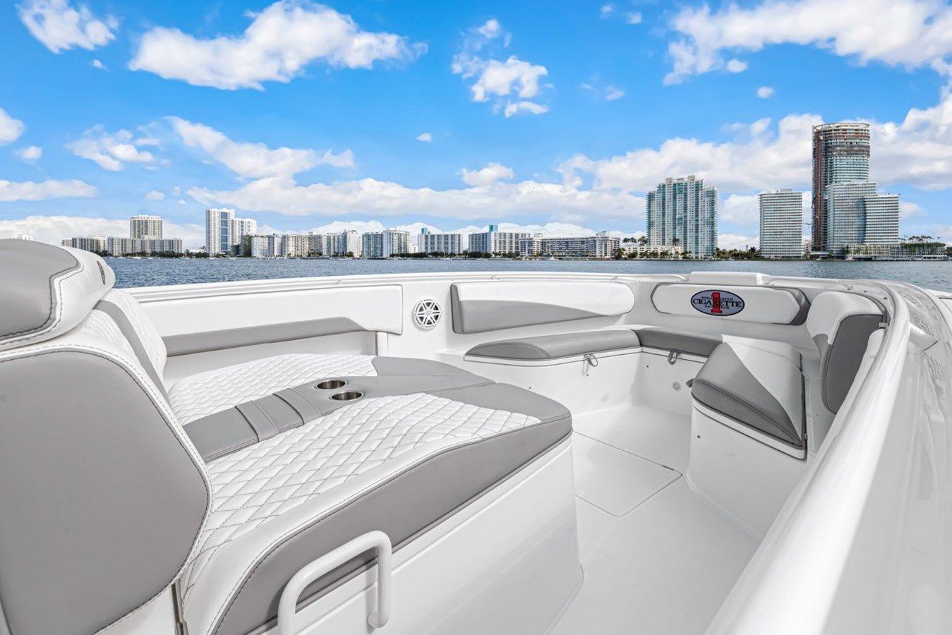 Купить яхту 41 GTR - Cigarette Racing в Shestakov Yacht Sales