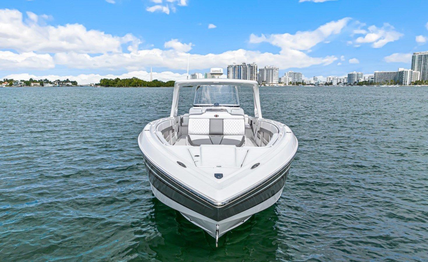 Продажа яхты 41 GTR - Cigarette Racing