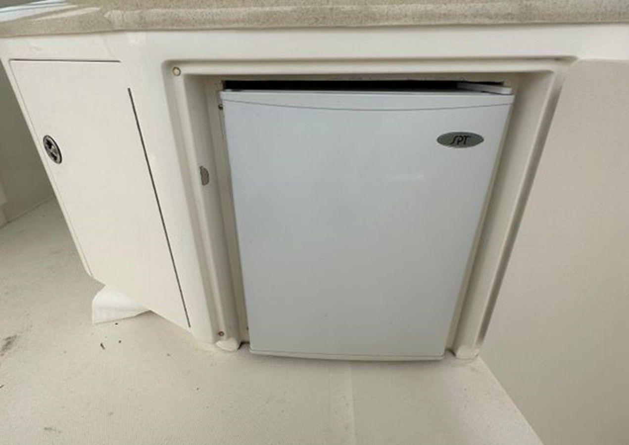 Купить 2005 Sea Ray 390 Motor Yacht - SEA RAY