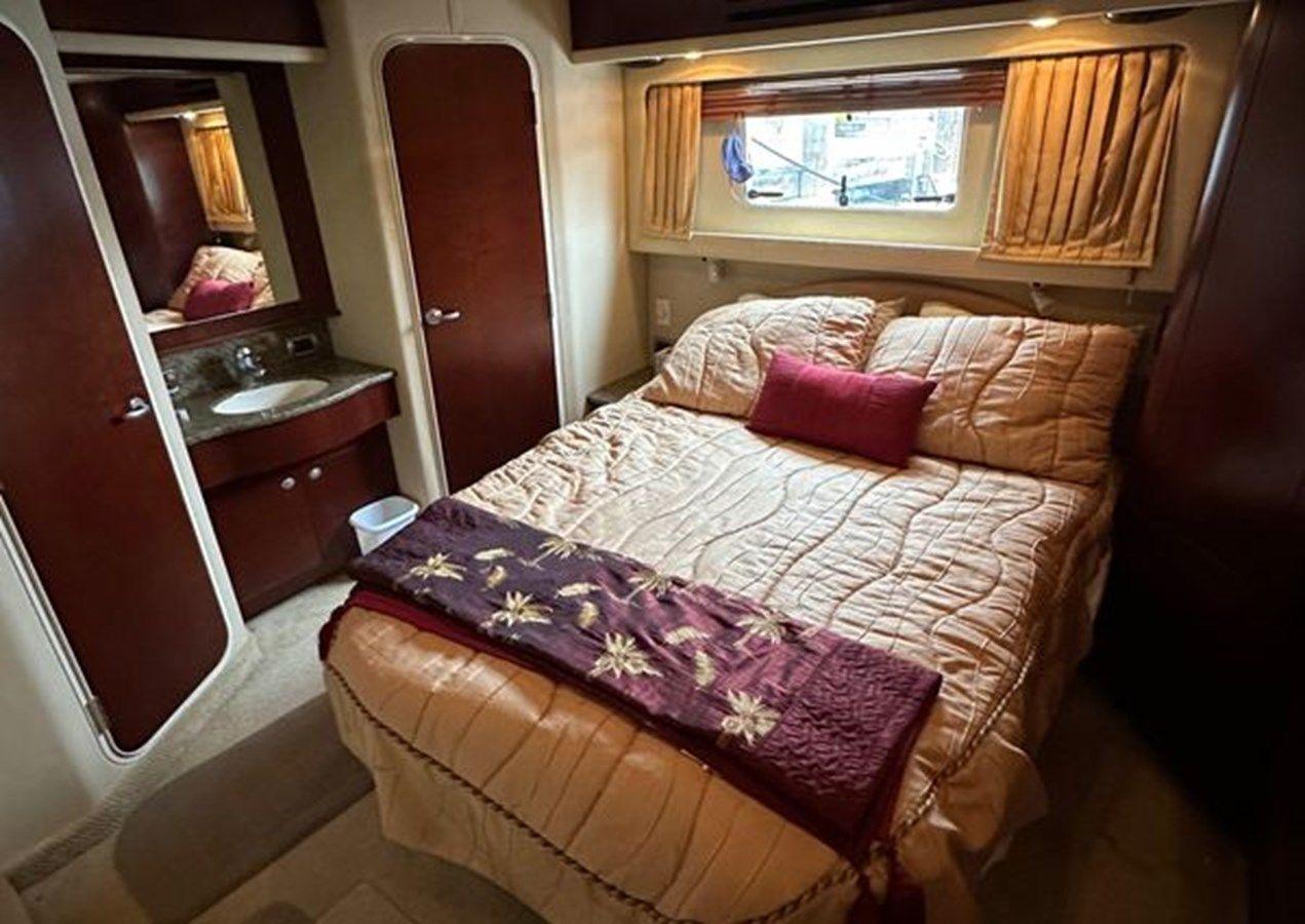 Купить 2005 Sea Ray 390 Motor Yacht 41