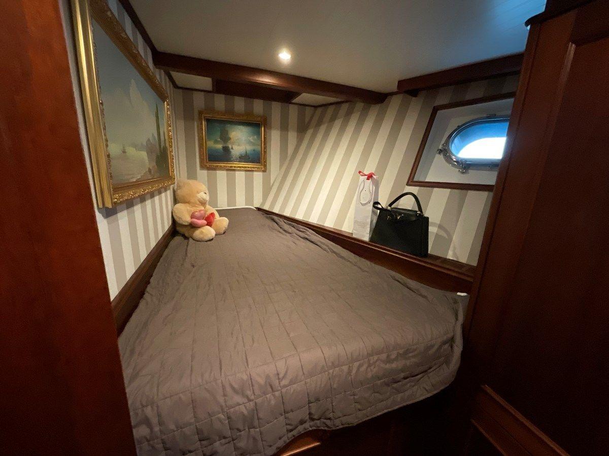 Buy a ST. NICHOLAS - DE ALM at Shestakov Yacht Sales