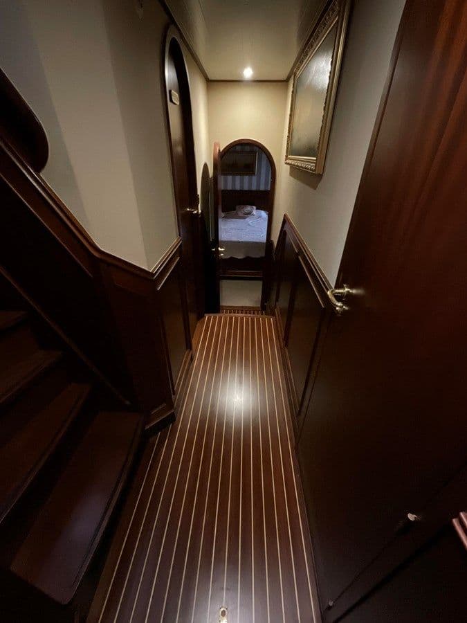 Buy a yacht ST. NICHOLAS 65