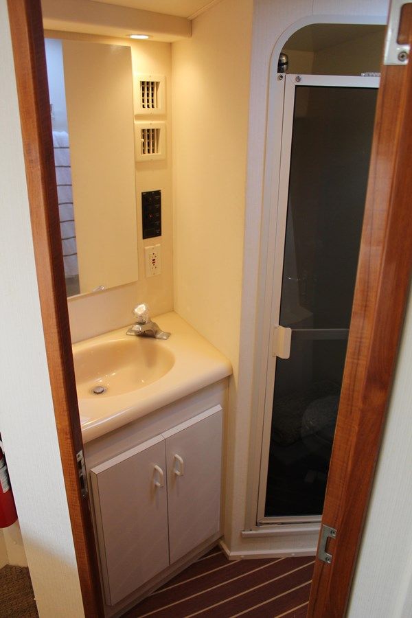 Buy a yacht QUALITY TIME 1998