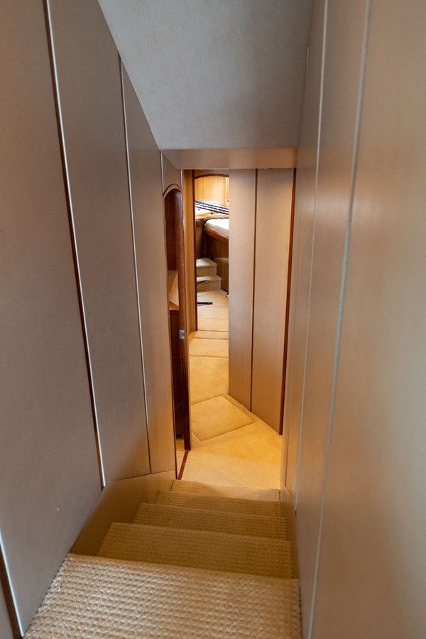 Купить яхту Defiance в Shestakov Yacht Sales