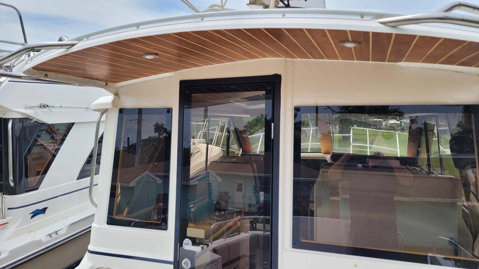 Купить яхту 2021 Cutwater C-28 2021 в Shestakov Yacht Sales