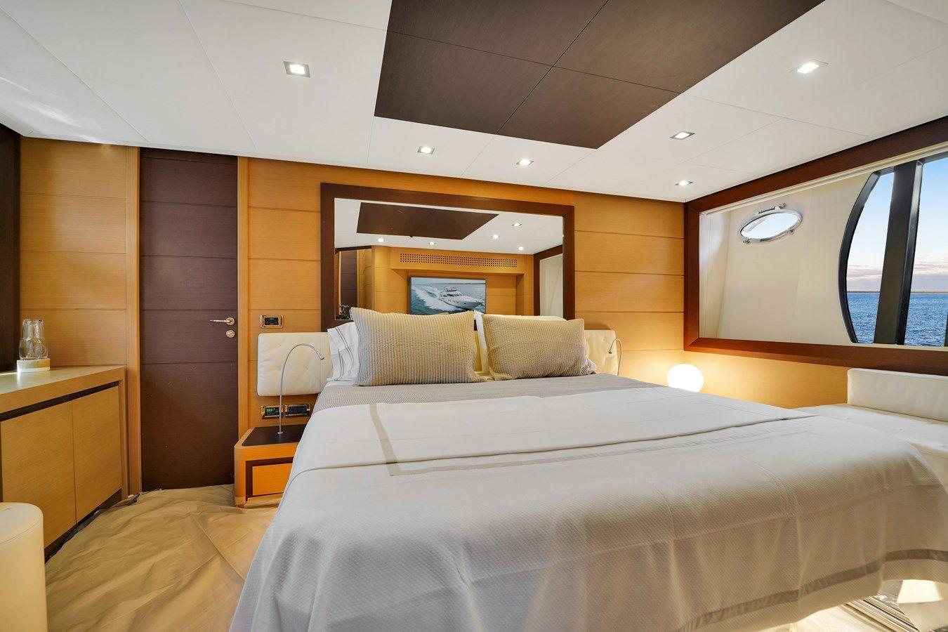 Pershing 72 2009 price