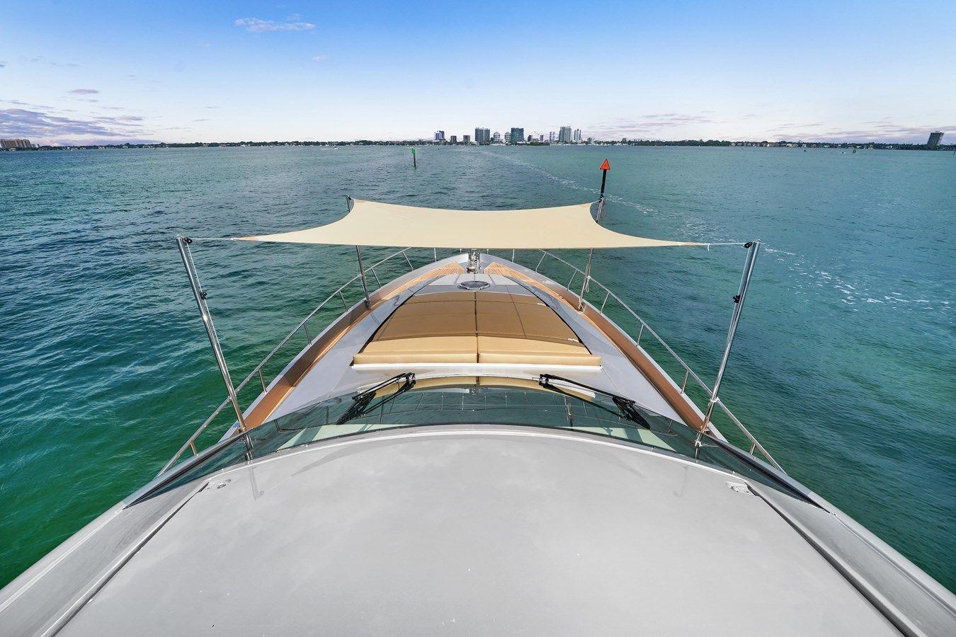 the best price on Pershing 72 - PERSHING