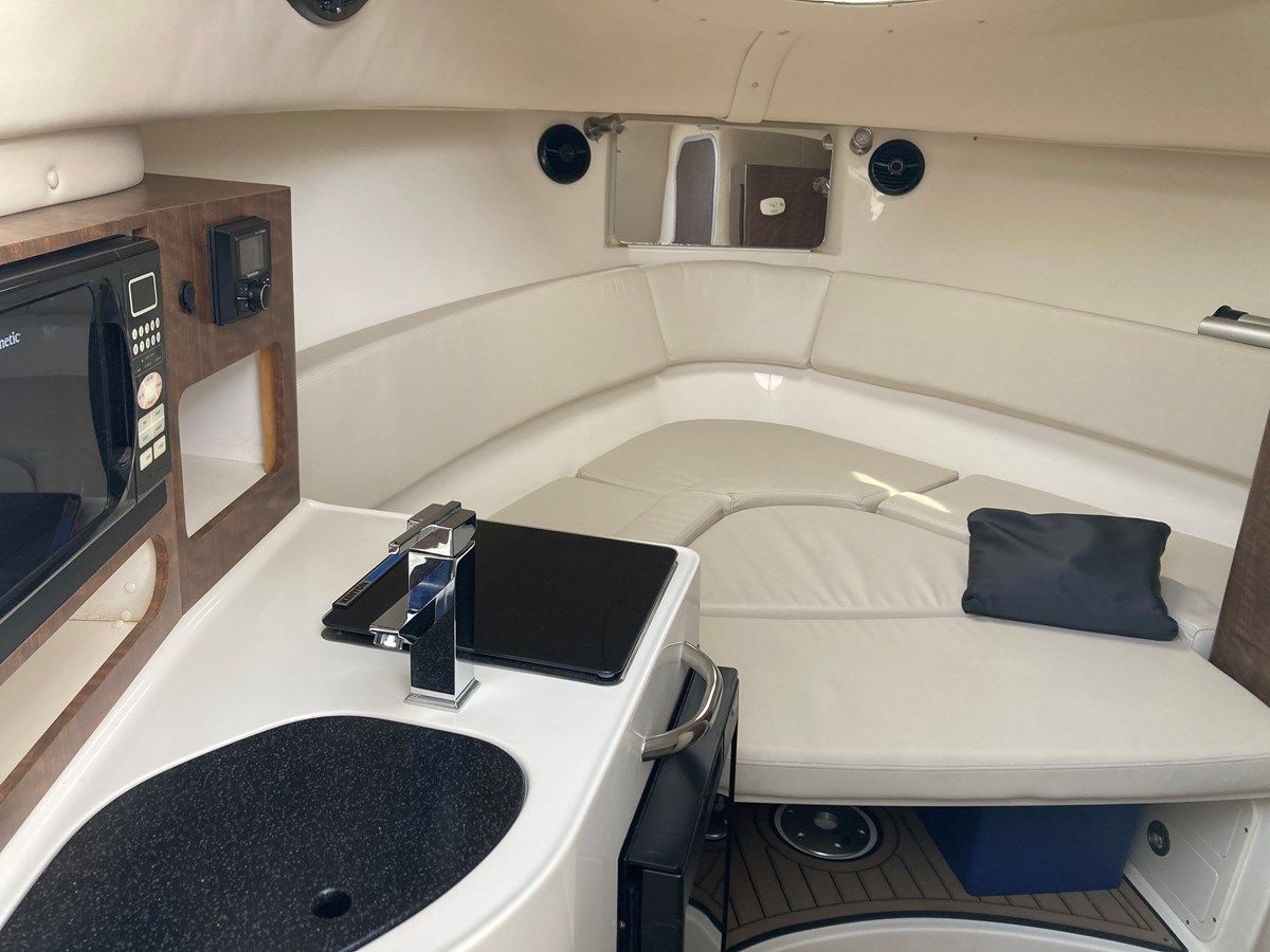 Buy a 290 Walkaround 29 at Shestakov Yacht Sales