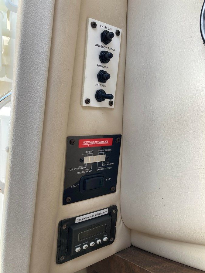 the best price on 290 Walkaround 29