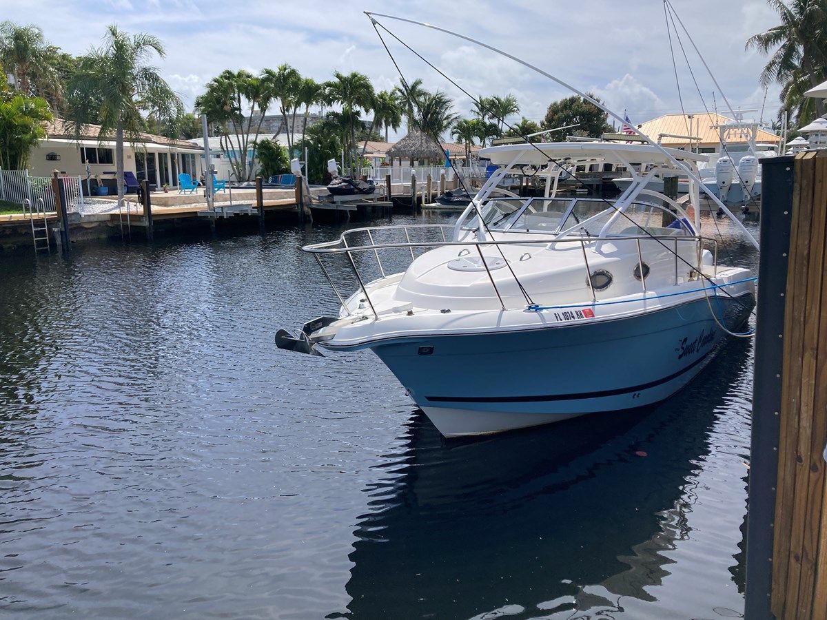 Buy a 290 Walkaround at Shestakov Yacht Sales