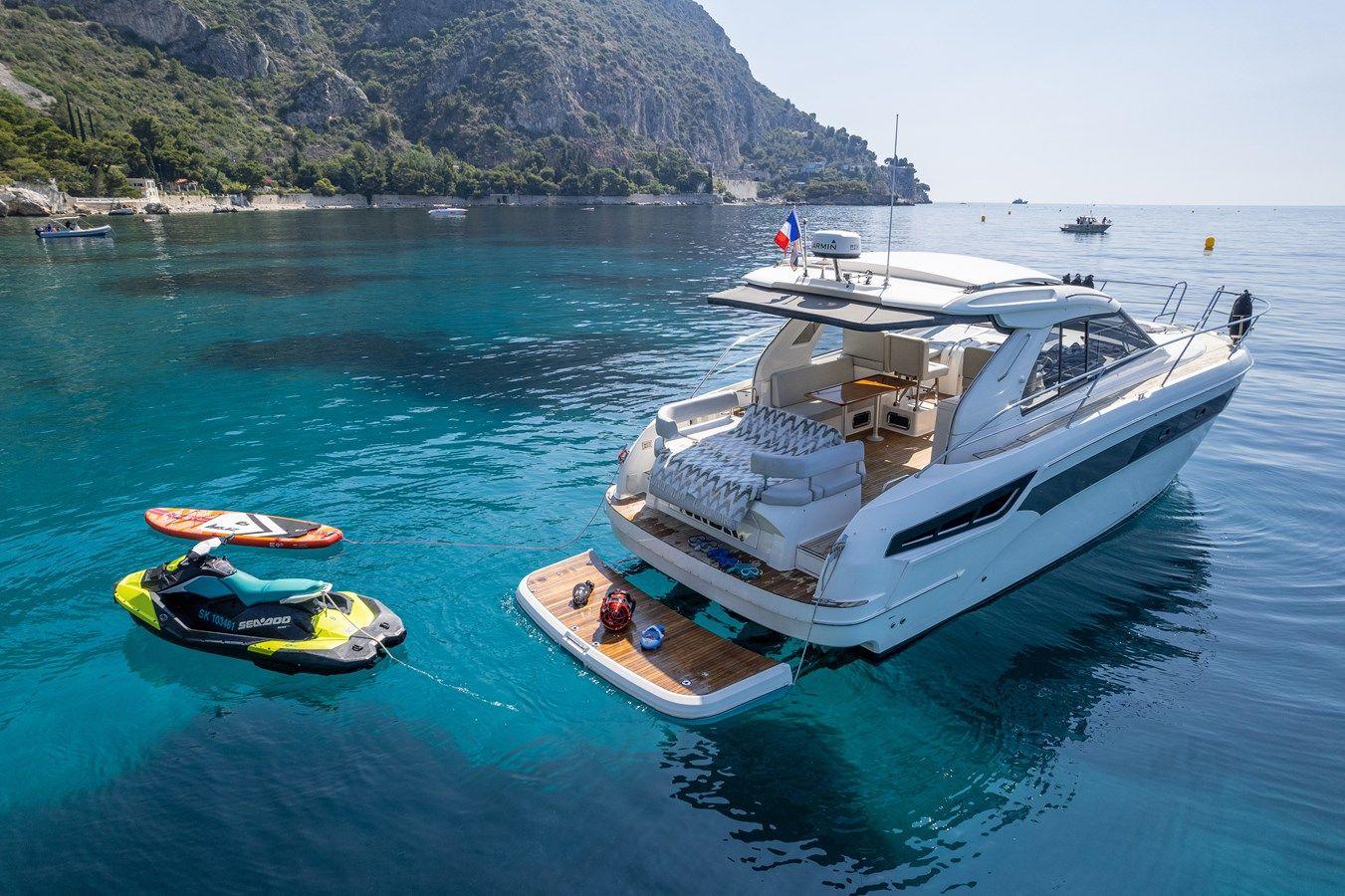 Bavaria Sport 400 HT yacht sale