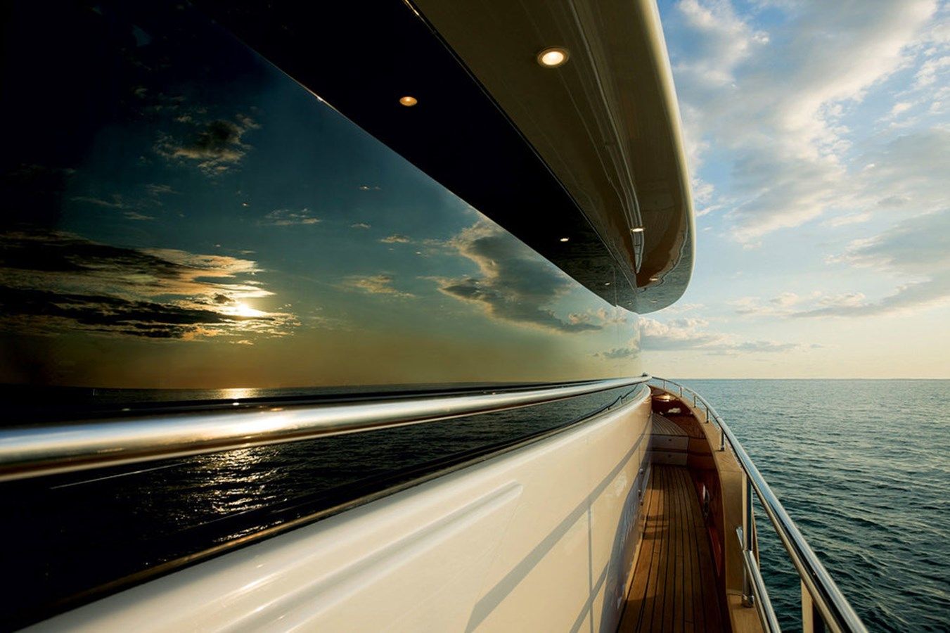 Купить яхту CHARISMA II 74 в Shestakov Yacht Sales