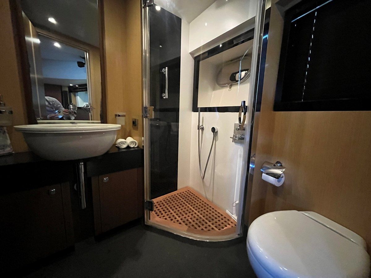 Лучшая цена на CHARISMA II