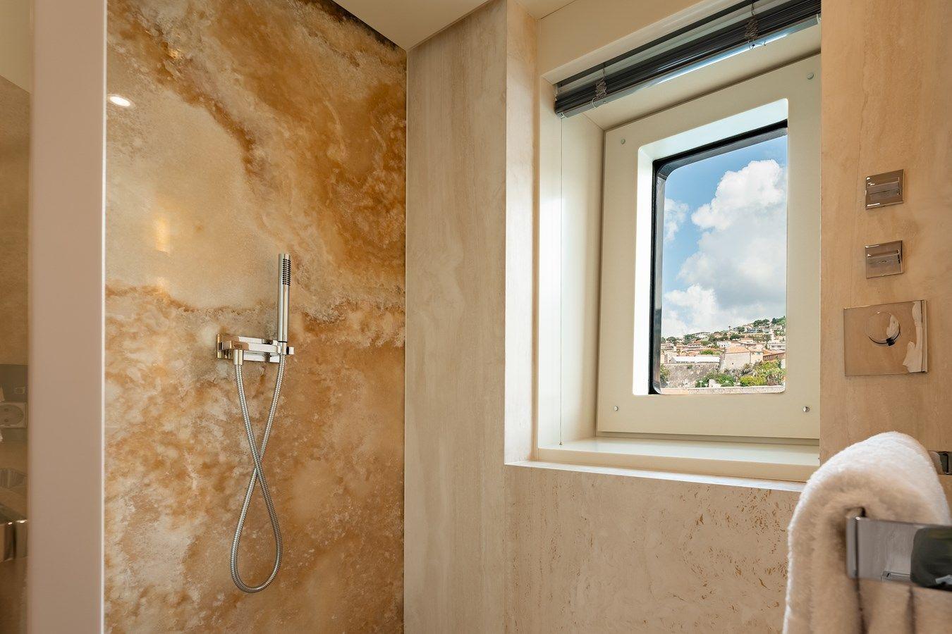 Купить яхту LOON - ICON YACHTS в Shestakov Yacht Sales